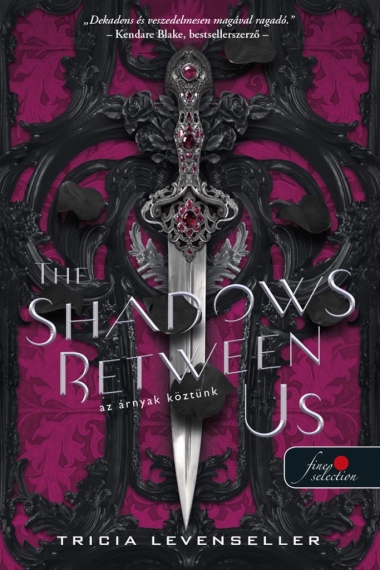 Az árnyak köztünk (The Shadows Between Us 1.)
